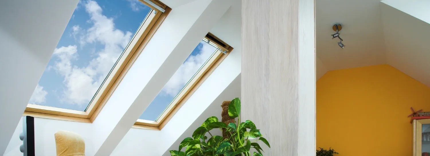 Fixed vs. Vented Skylight: Which One Is Best for You?
